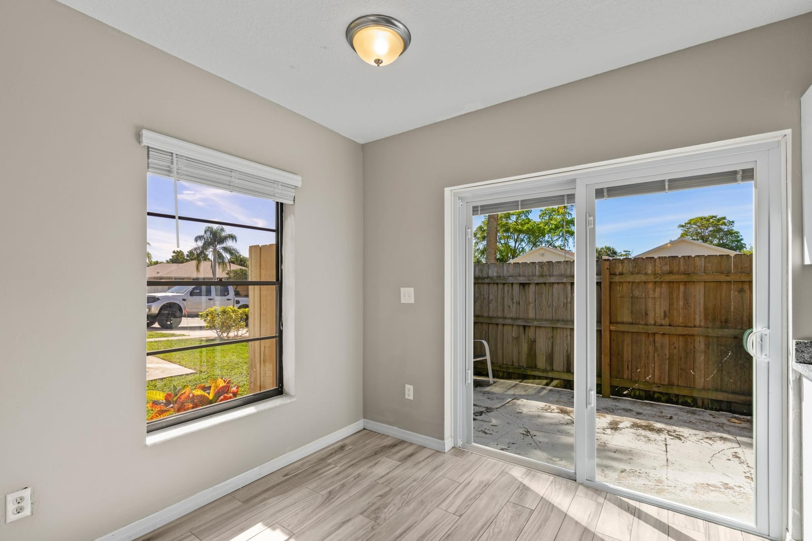 193 SE 1st Circle 6b — photo 3