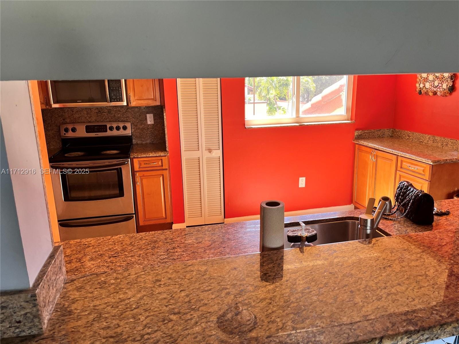 10003 NW 9th St Circle 6-17, Miami, FL 33172 photo 21