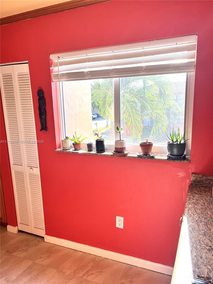 10003 NW 9th St Circle 6-17, Miami, FL 33172 photo 23
