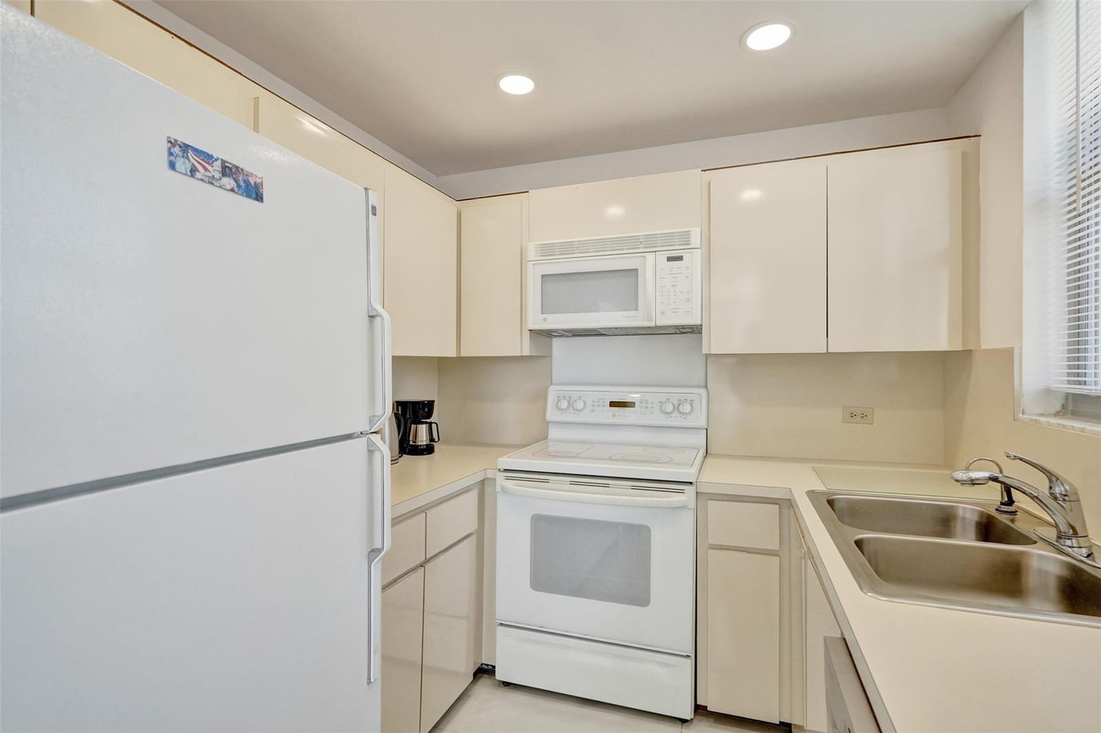1010 S Ocean Boulevard 1811, Pompano Beach, FL 33062 photo 12