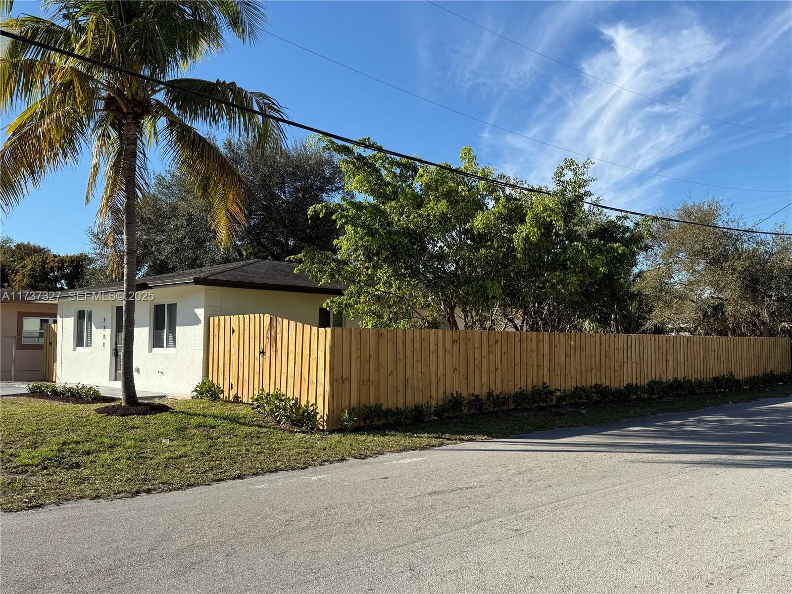 2201 NW 6th Court, Fort Lauderdale, FL 33311 photo 3
