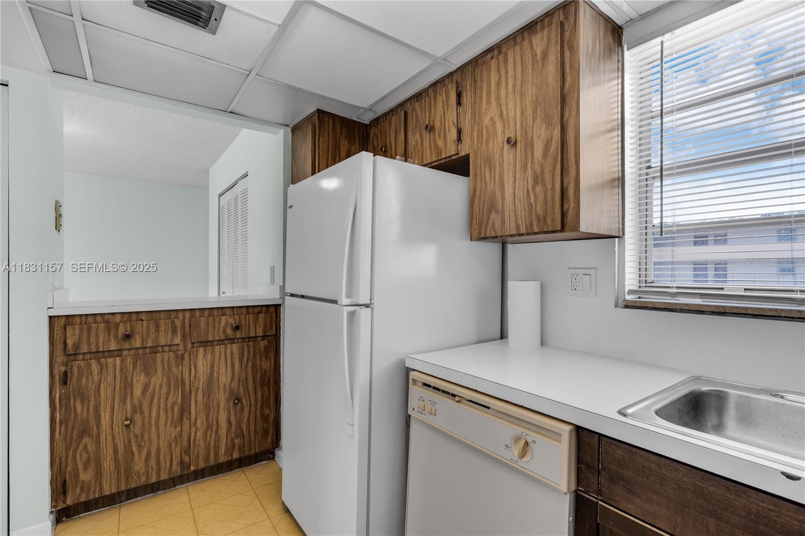 8895 Fontainebleau Boulevard 301, Miami, FL 33172 photo 11