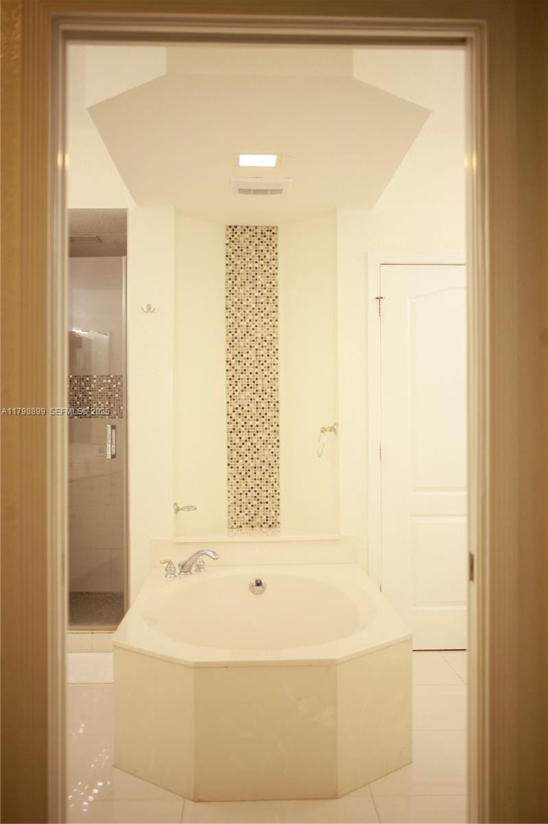 10710 NW 66th Street 106, Doral, FL 33178 photo 7