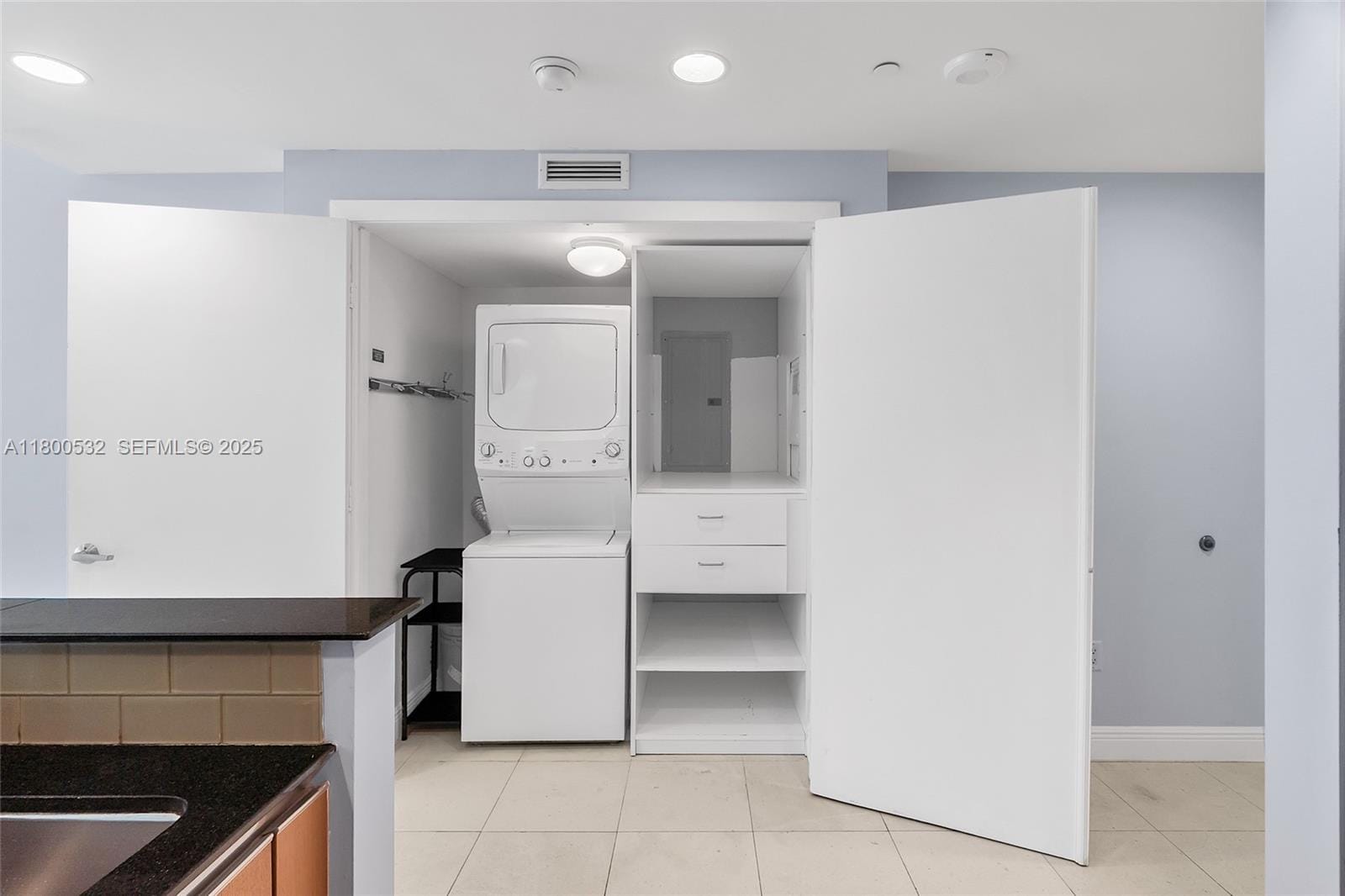 1060 Brickell Avenue 1811, Miami, FL 33131 photo 12