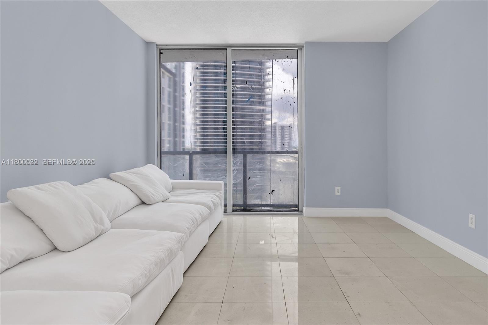 1060 Brickell Avenue 1811, Miami, FL 33131 photo 18