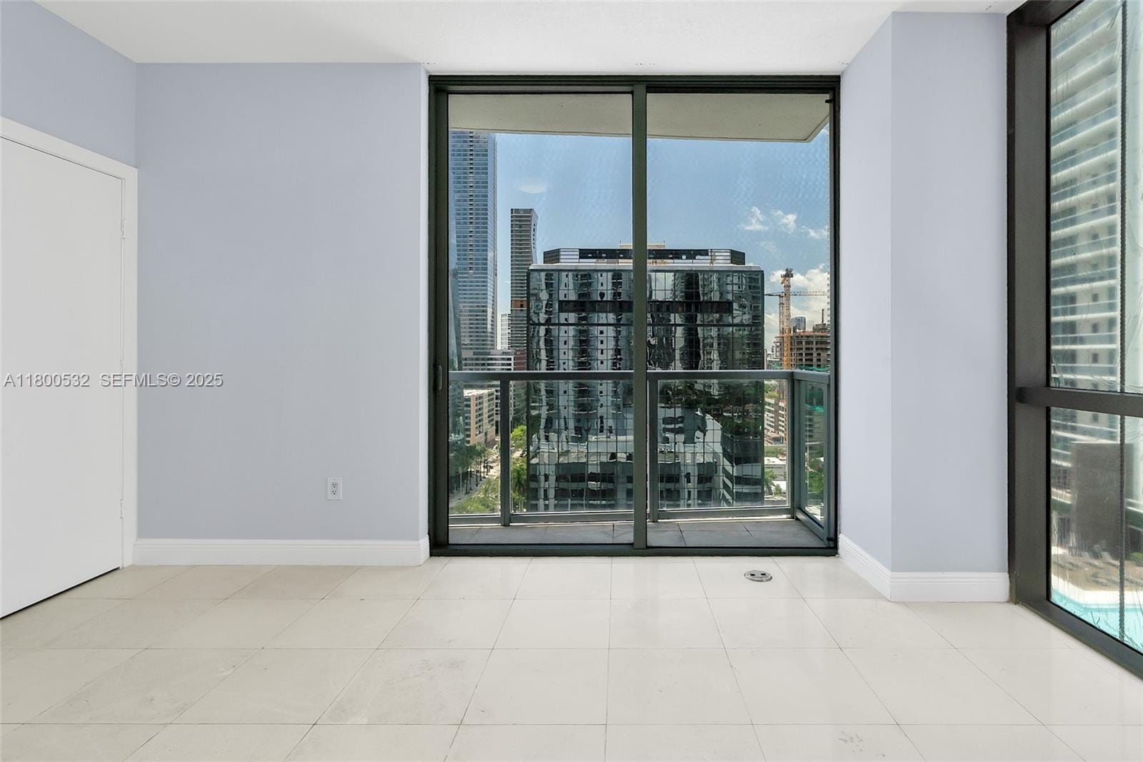 1060 Brickell Avenue 1811, Miami, FL 33131 photo 3