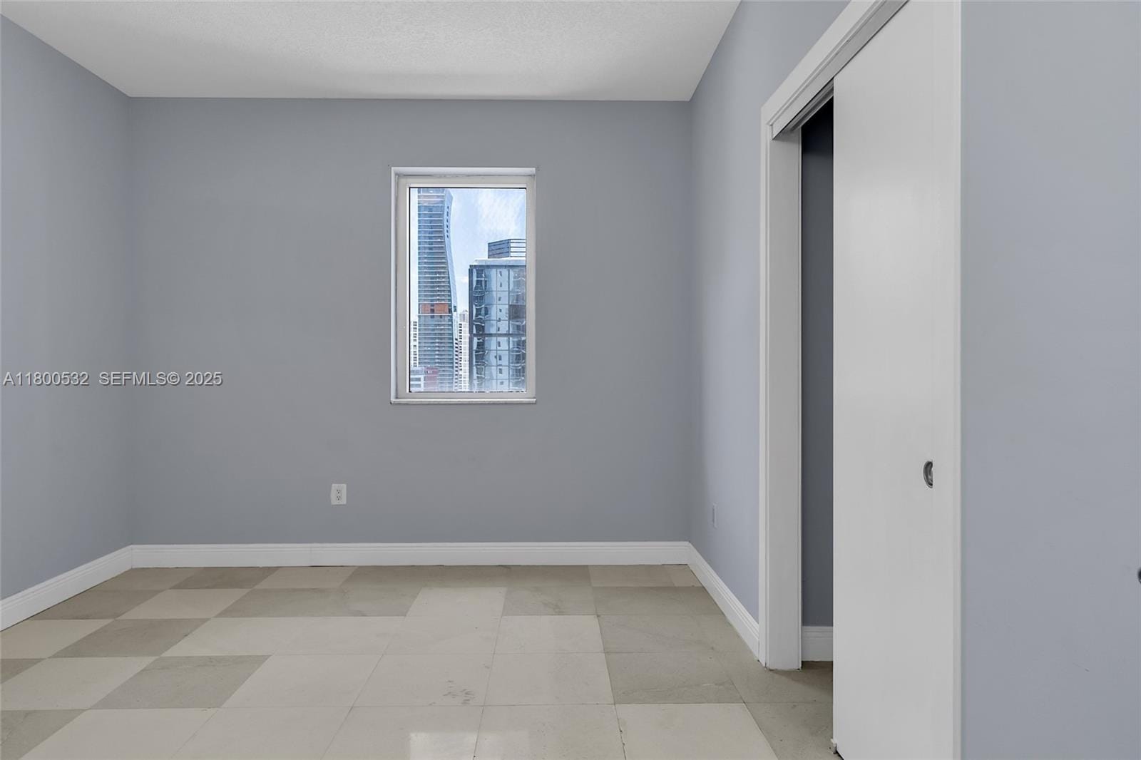 1060 Brickell Avenue 1811, Miami, FL 33131 photo 29