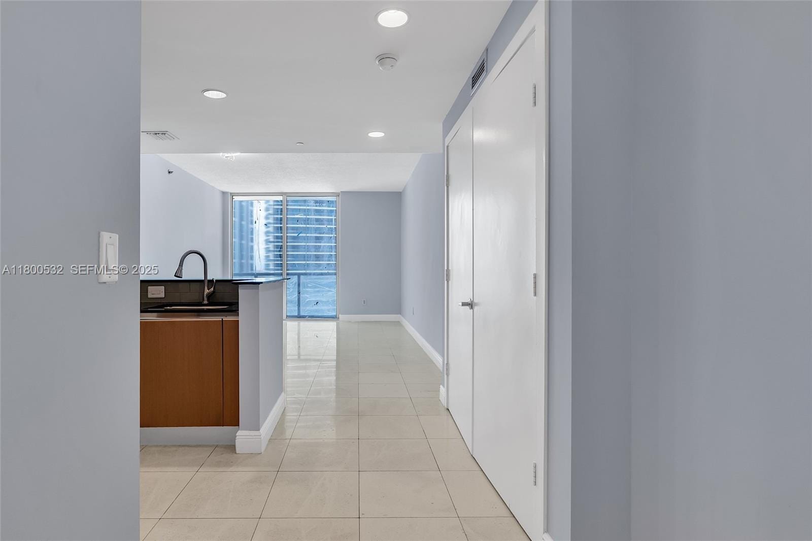 1060 Brickell Avenue 1811, Miami, FL 33131 photo 7