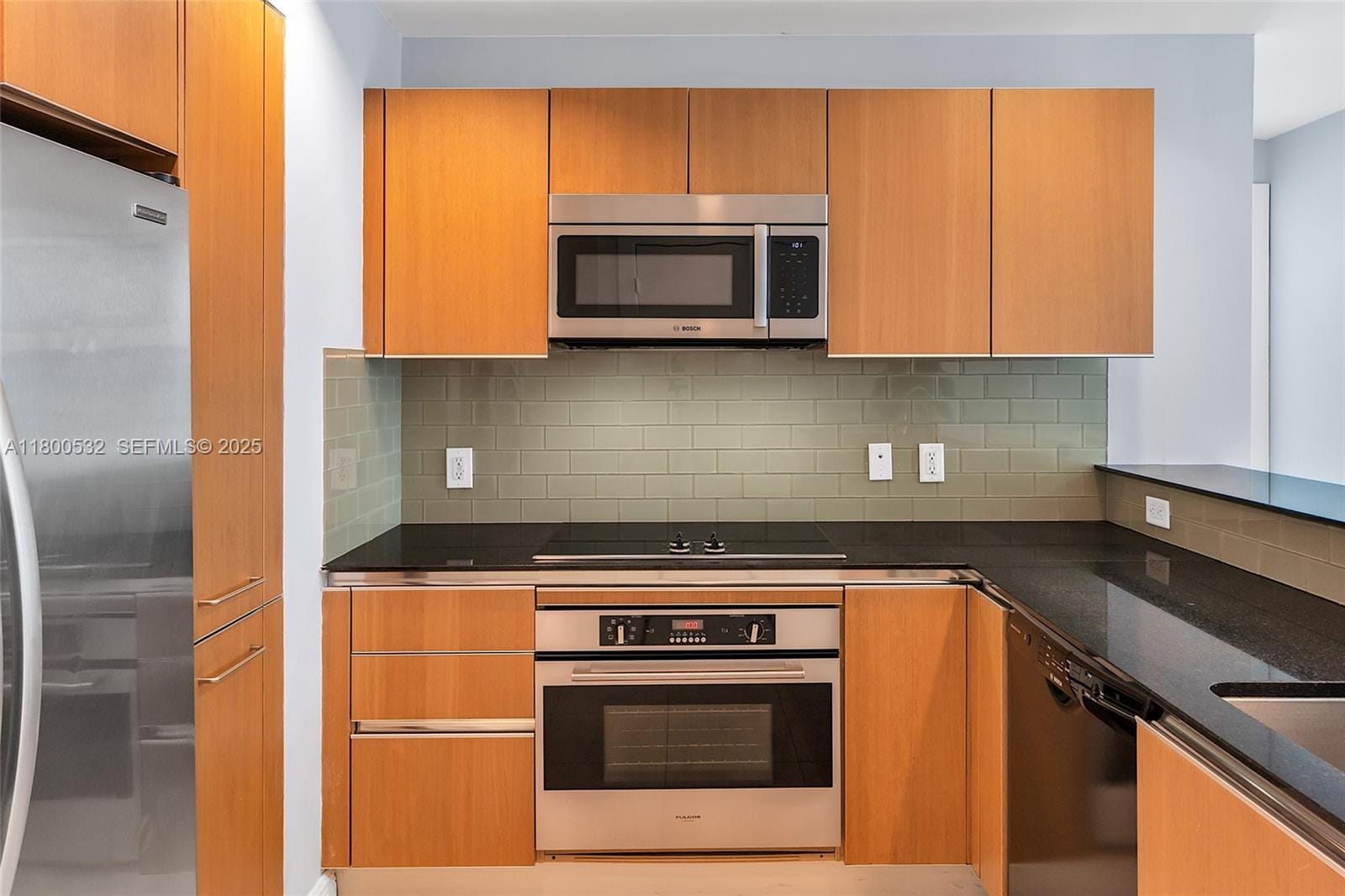 1060 Brickell Avenue 1811, Miami, FL 33131 photo 9