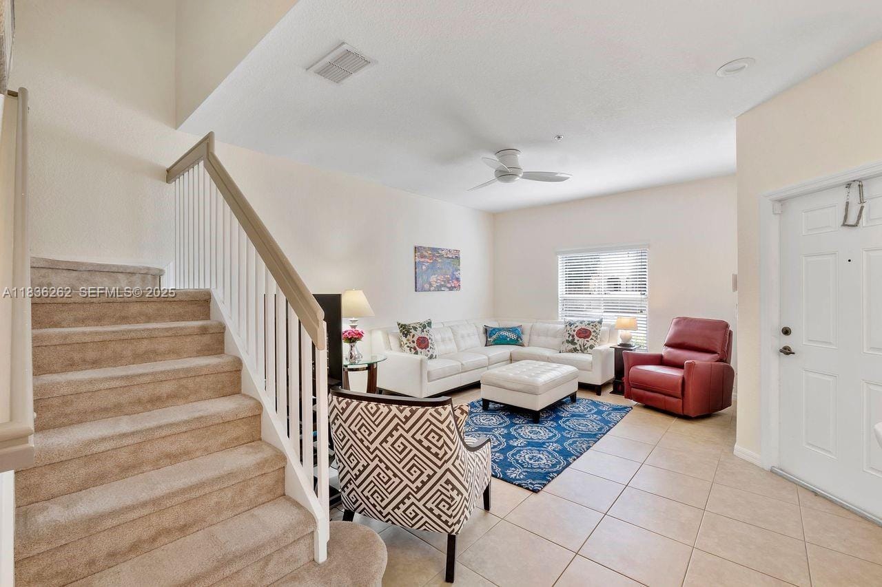 2851 W Prospect Road 1306, Tamarac, FL 33309 photo 15