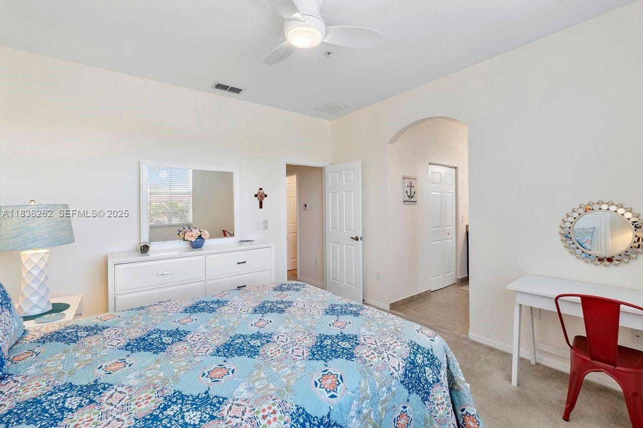 2851 W Prospect Road 1306, Tamarac, FL 33309 photo 18