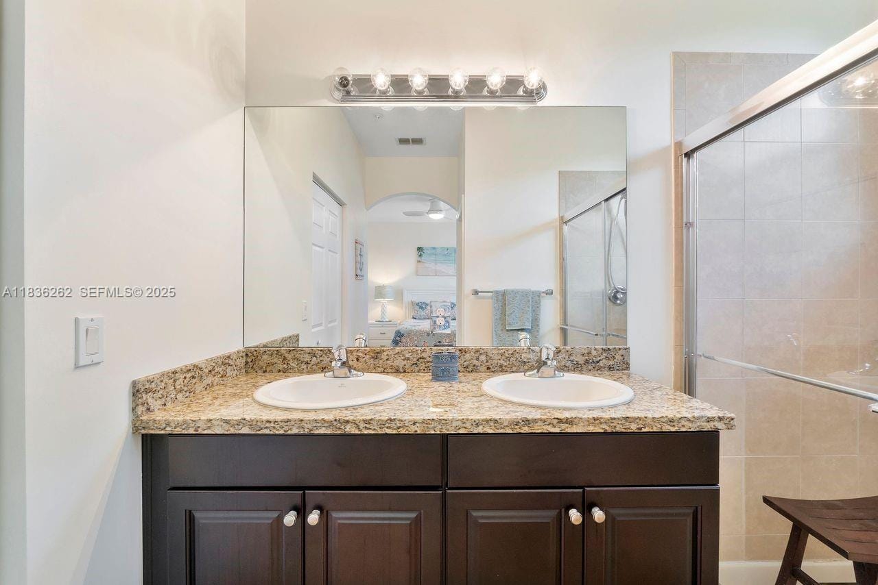 2851 W Prospect Road 1306, Tamarac, FL 33309 photo 20