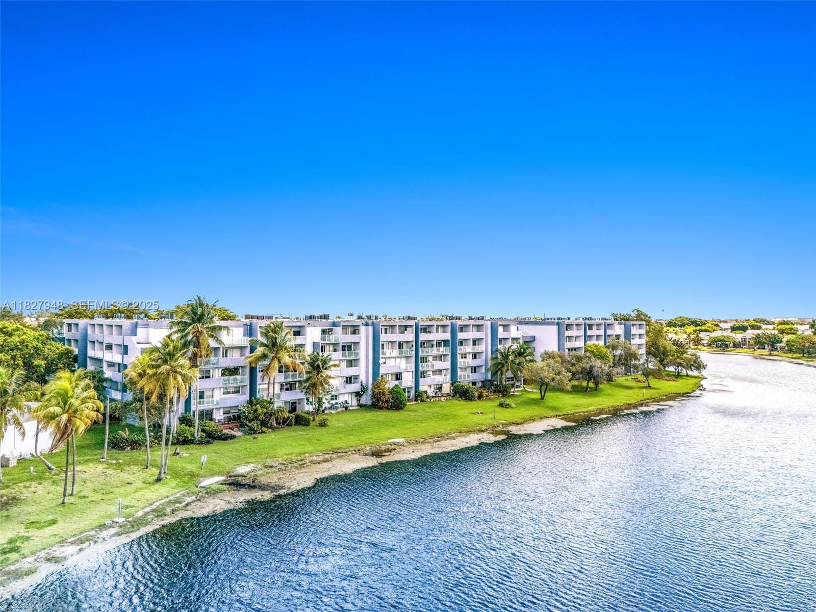 9357 Fontainebleau Boulevard 207D, Miami, FL 33172