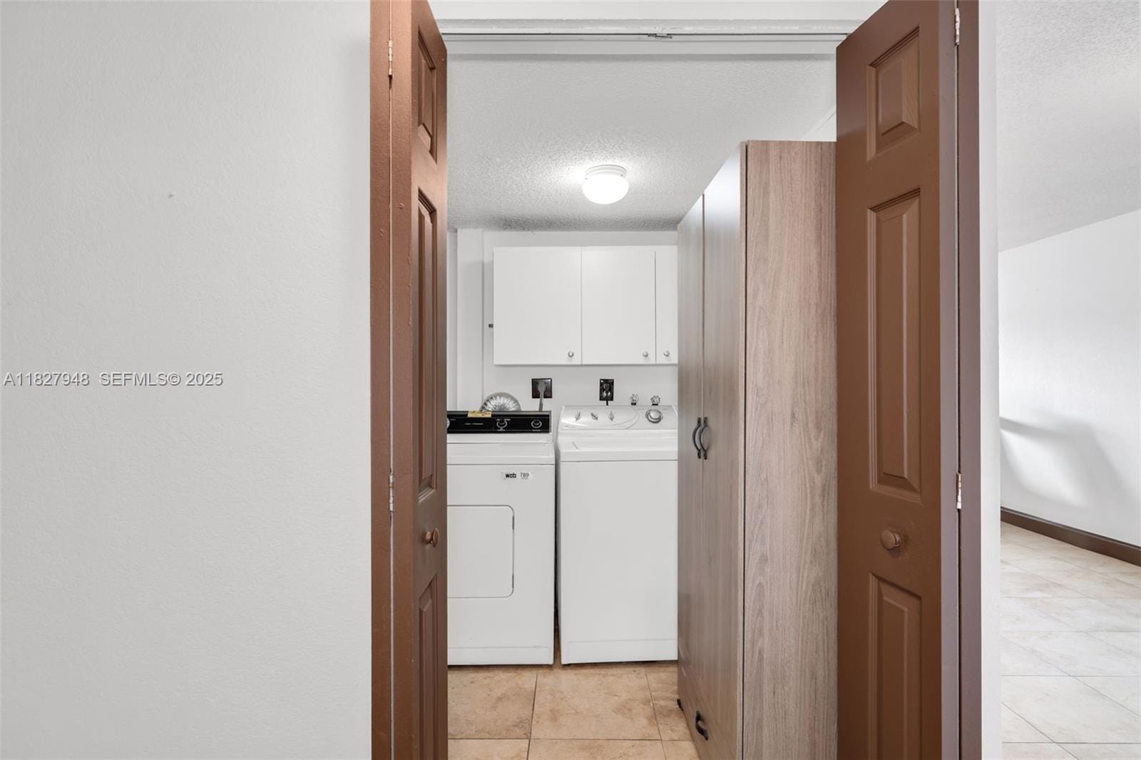 9357 Fontainebleau Boulevard 207D, Miami, FL 33172 photo 12