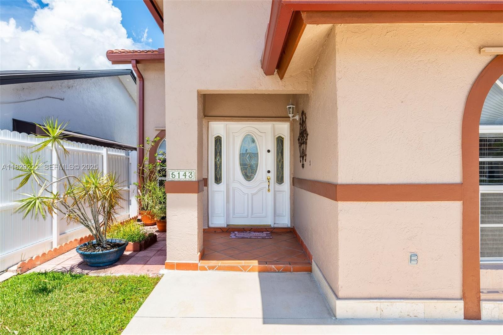 5143 SW 142nd Place — photo 3