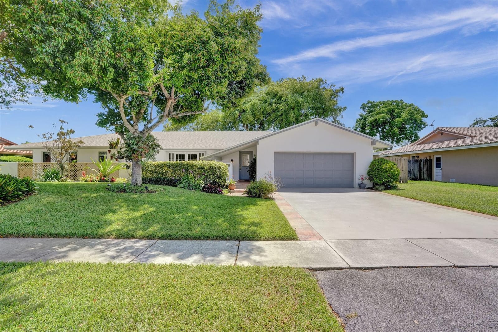 1521 SW 73rd Avenue, Plantation, FL 33317