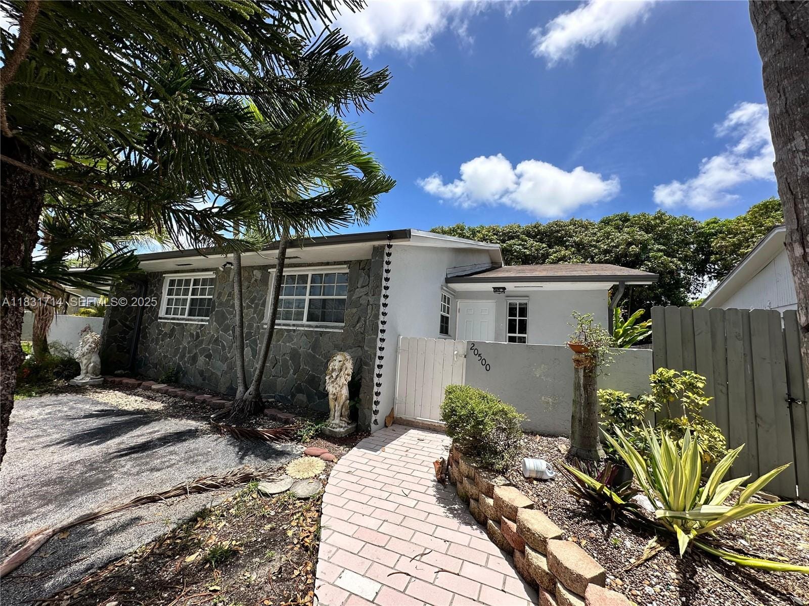 20500 SW 92nd Place, Cutler Bay, FL 33189