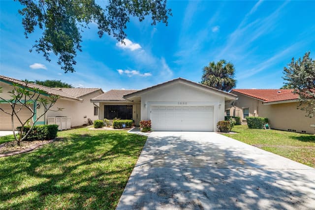 1422 NW 97th Avenue, sold in Coral Springs University, Coral Springs, FL