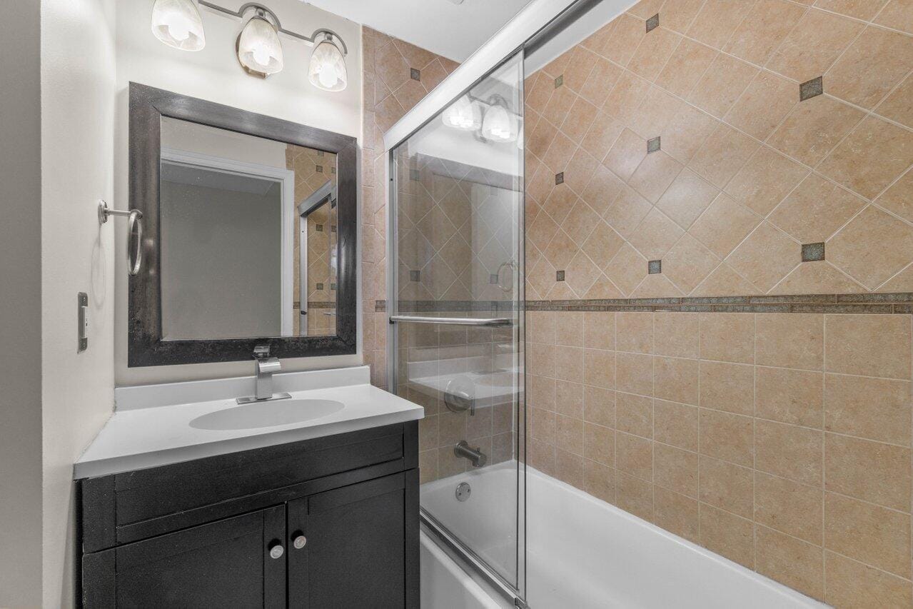 751 SW 148th Avenue 1010, Sunrise, FL 33325 photo 14