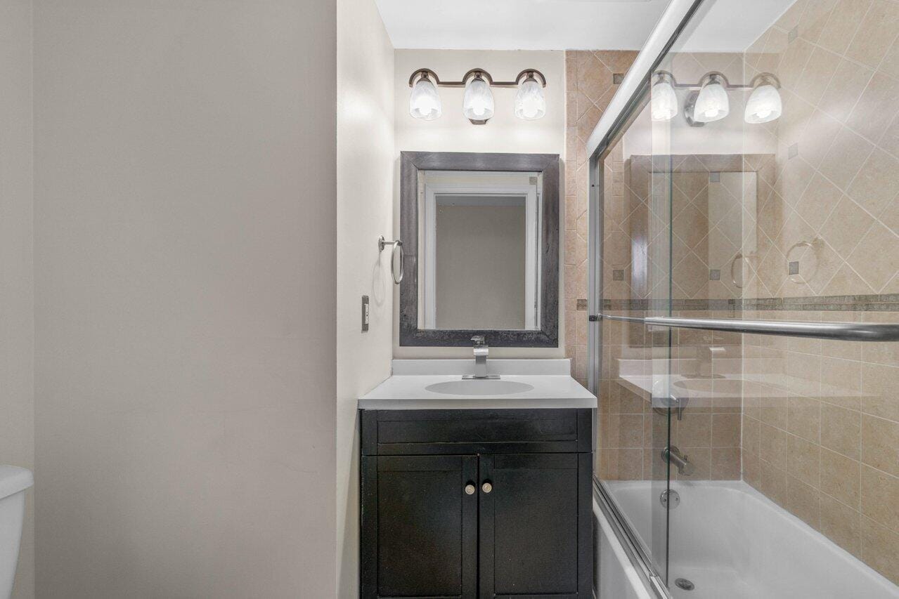 751 SW 148th Avenue 1010, Sunrise, FL 33325 photo 17