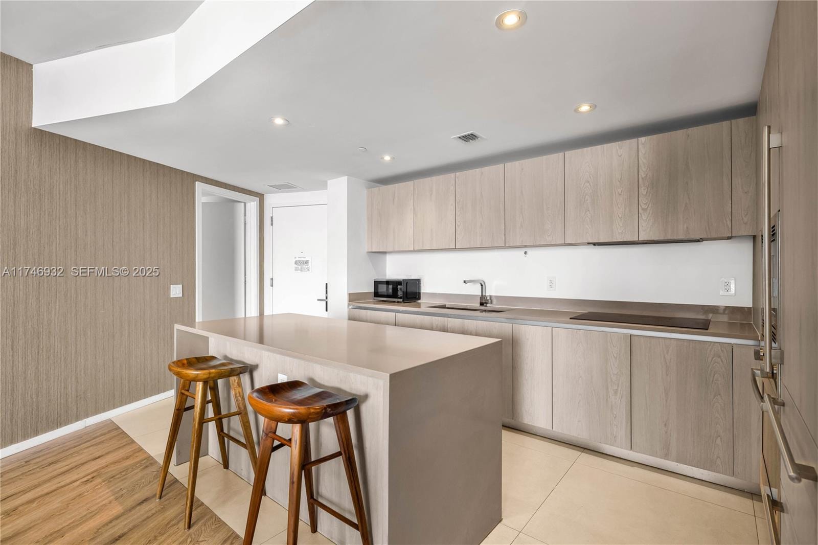 4111 S Ocean Drive 2303 — photo 4