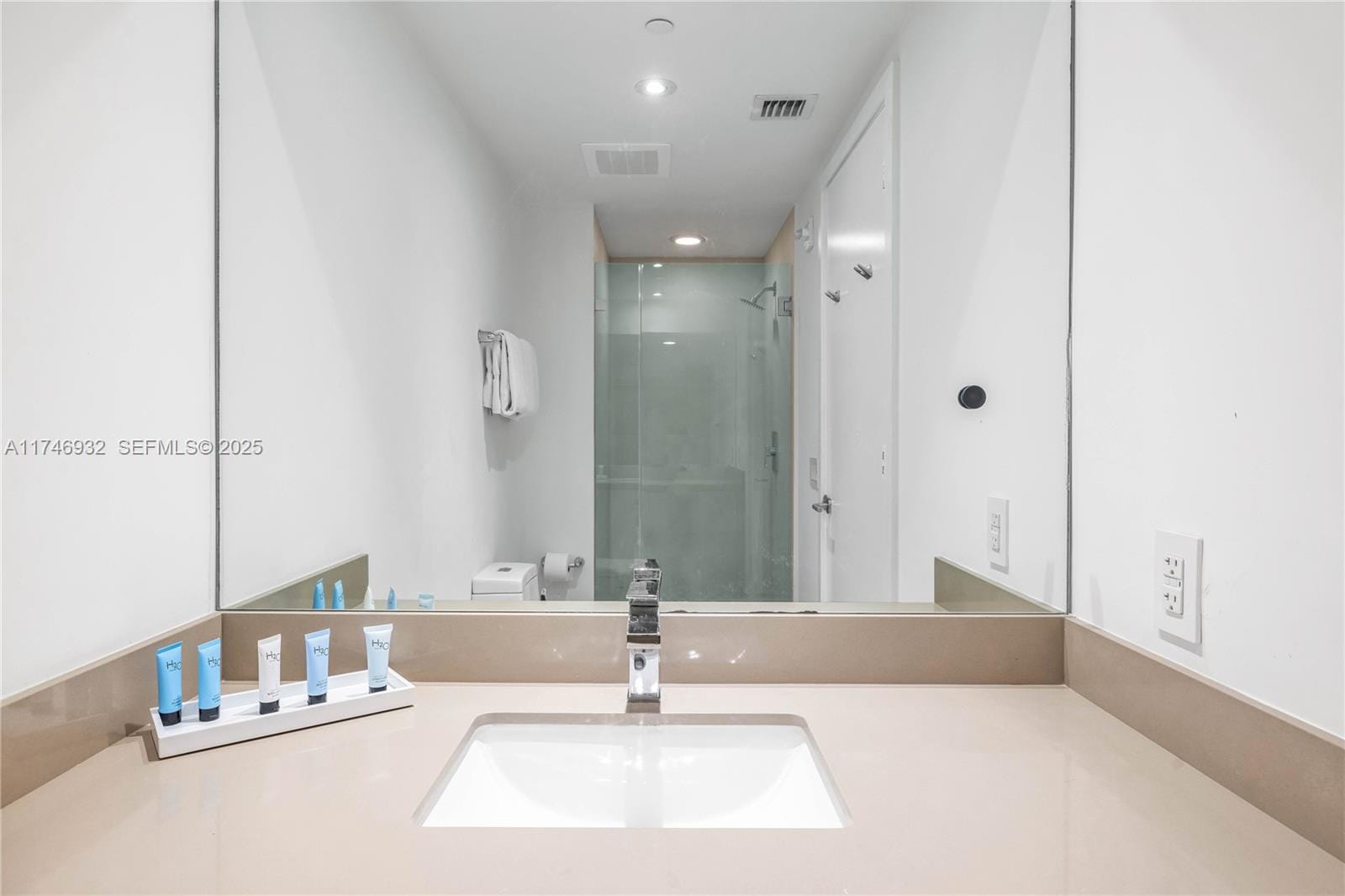 4111 S Ocean Drive 2303 — photo 10