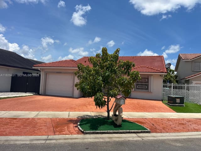 15257 SW 57th Street, Miami, FL 33193