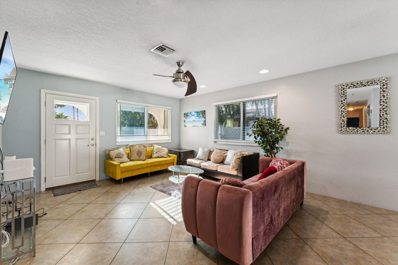 718 NW 9th Avenue, Dania Beach, FL 33004 photo 2