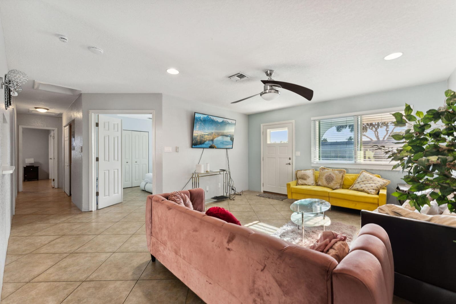 718 NW 9th Avenue, Dania Beach, FL 33004 photo 4