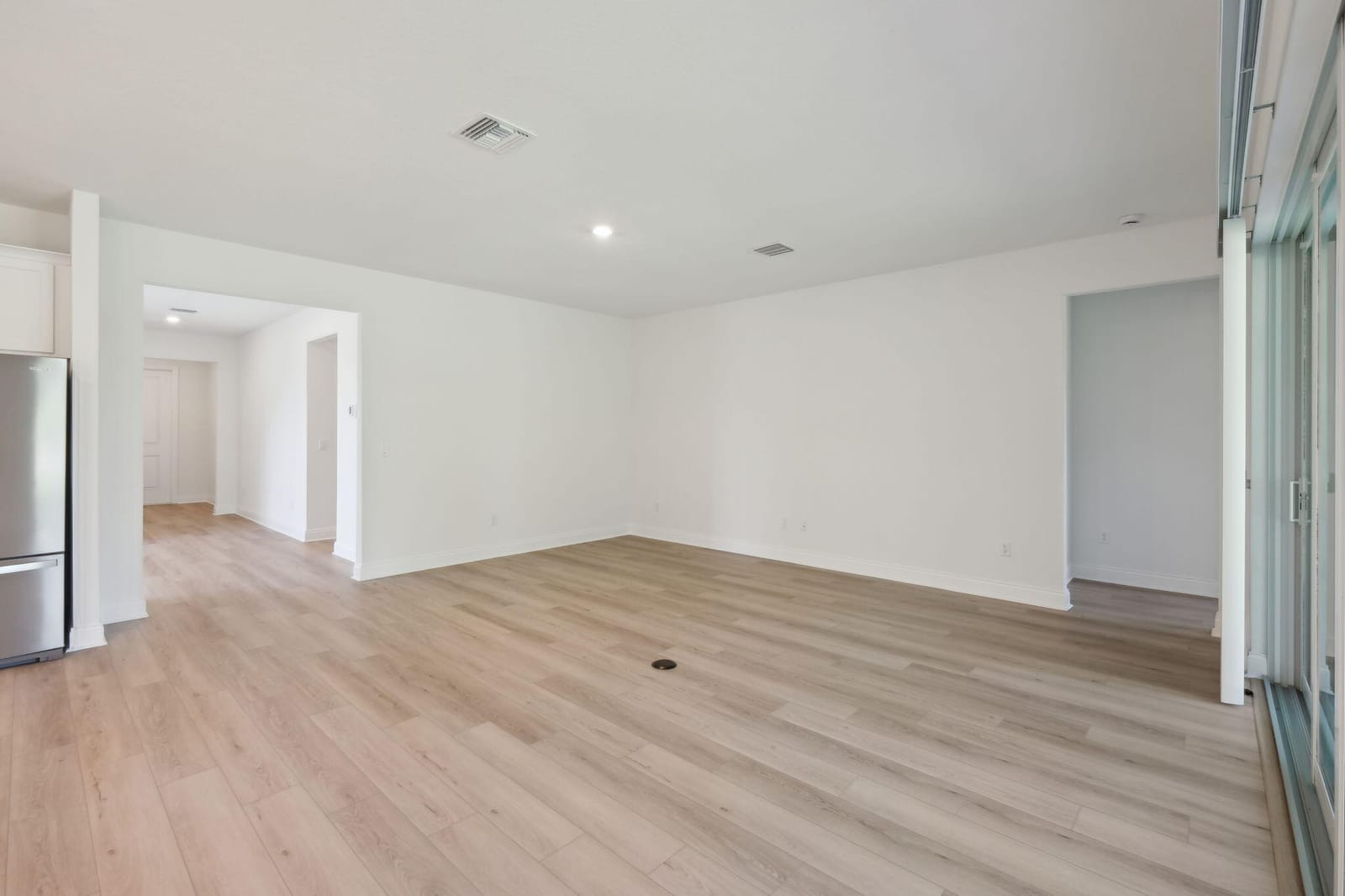 5693 Hampton Park Circle — photo 8