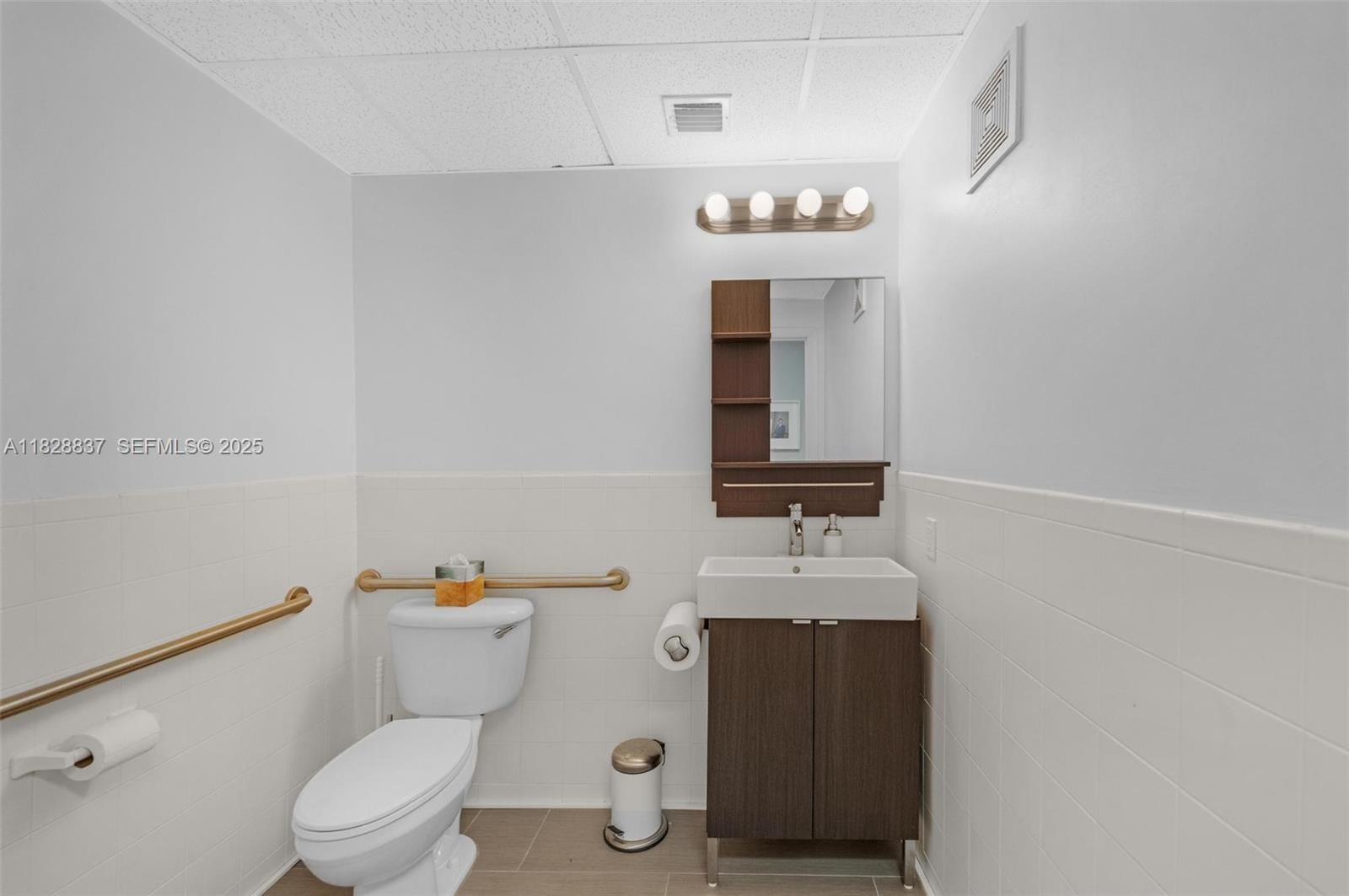 5595 Orange Drive, Davie, FL 33314 photo 6