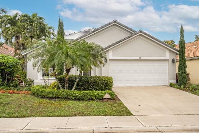 133 St Michaels Court, sold in Stonebriar At Maplewood, Jupiter, FL