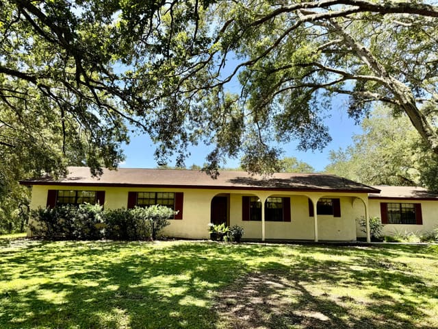 1350 NE 138th Street, sold in Country Hills Estates, Okeechobee, FL
