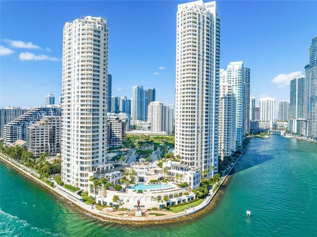 808 Brickell Key Drive 2003, Miami, FL 33131