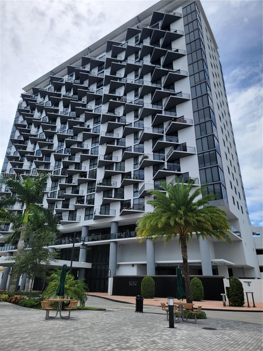 5252 NW 85th Avenue 1601, Doral, FL 33166, Doral