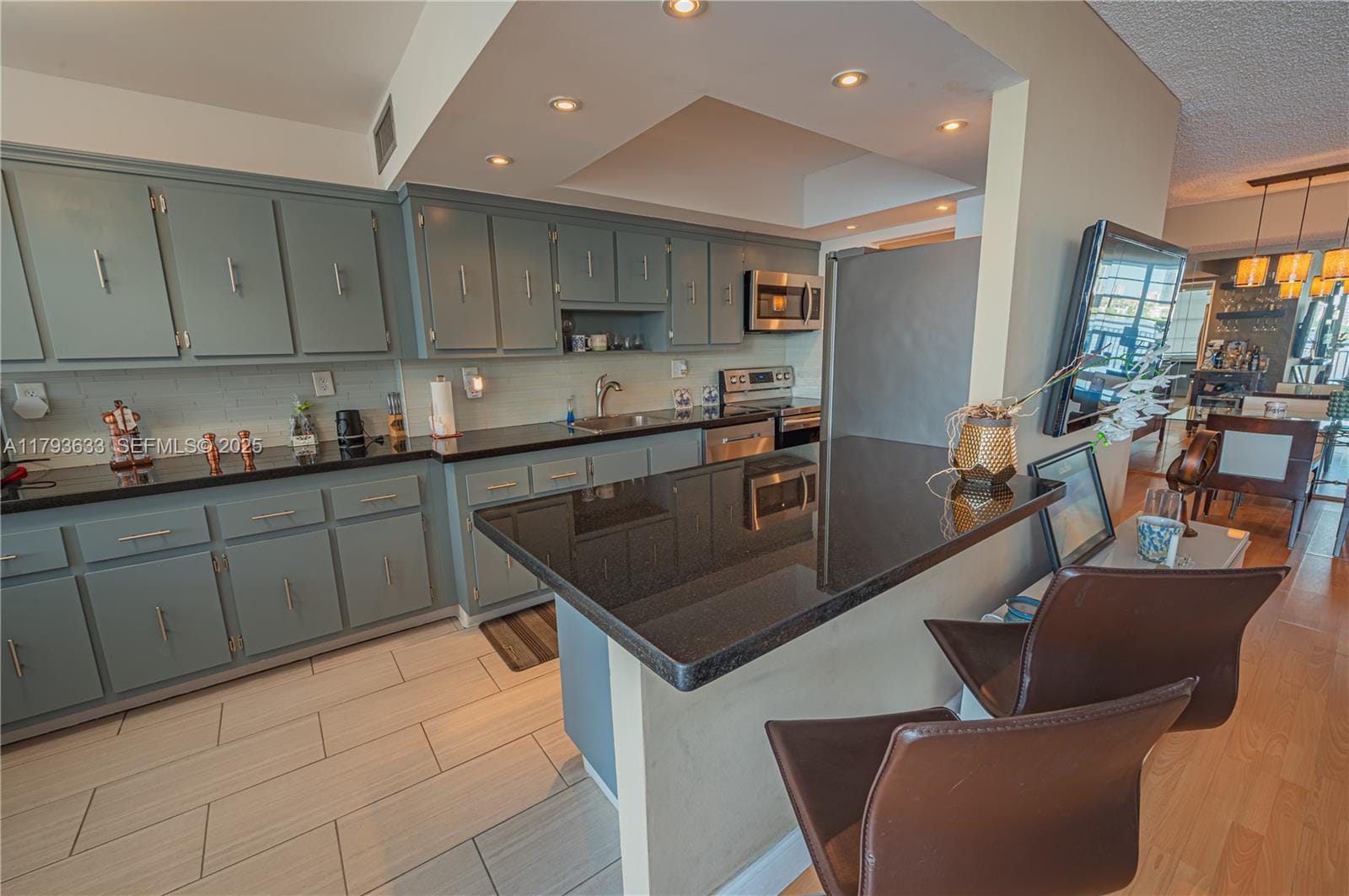 301 174th Street 401, Sunny Isles Beach, FL 33160 photo 16