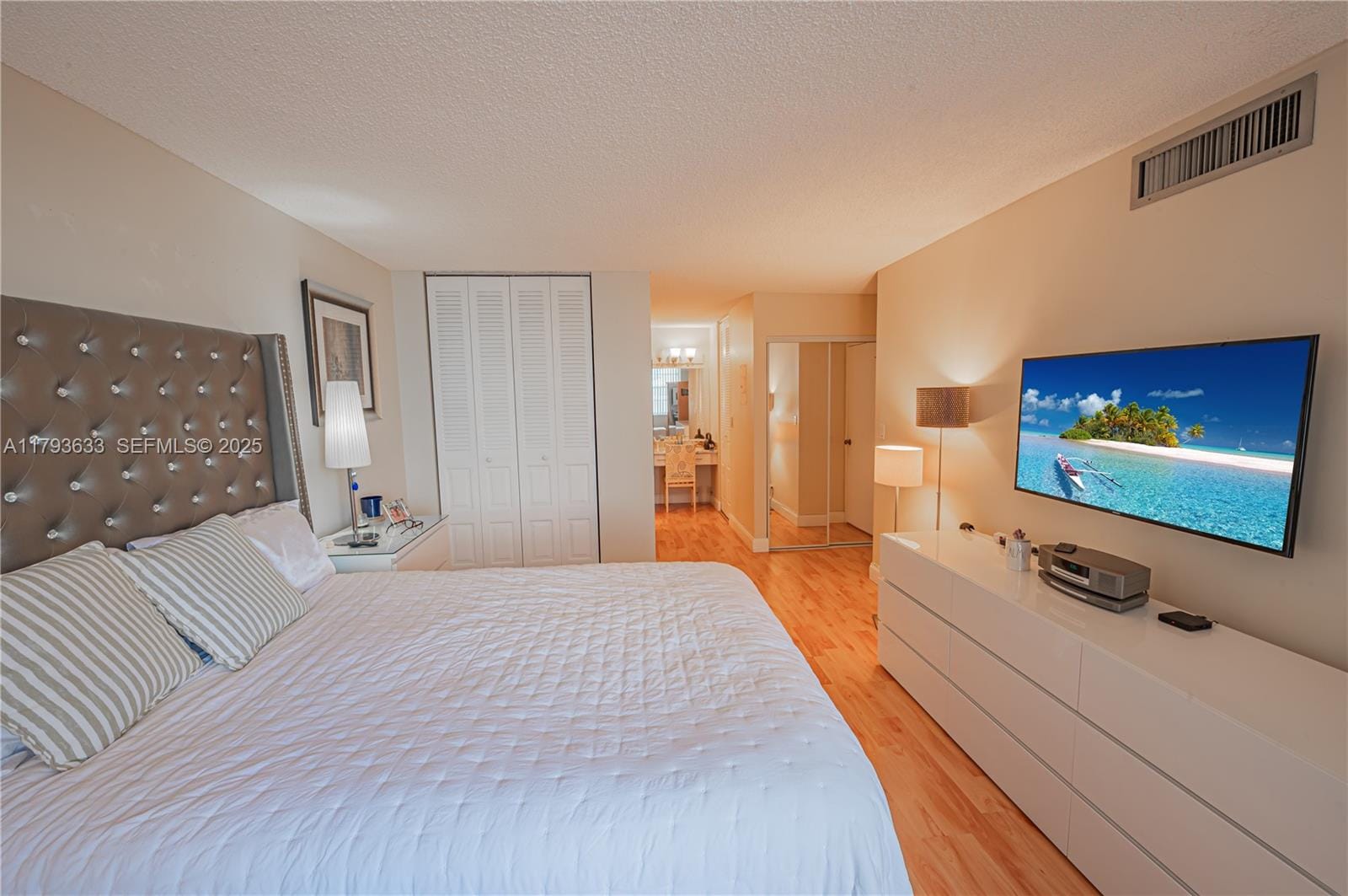 301 174th Street 401, Sunny Isles Beach, FL 33160 photo 27