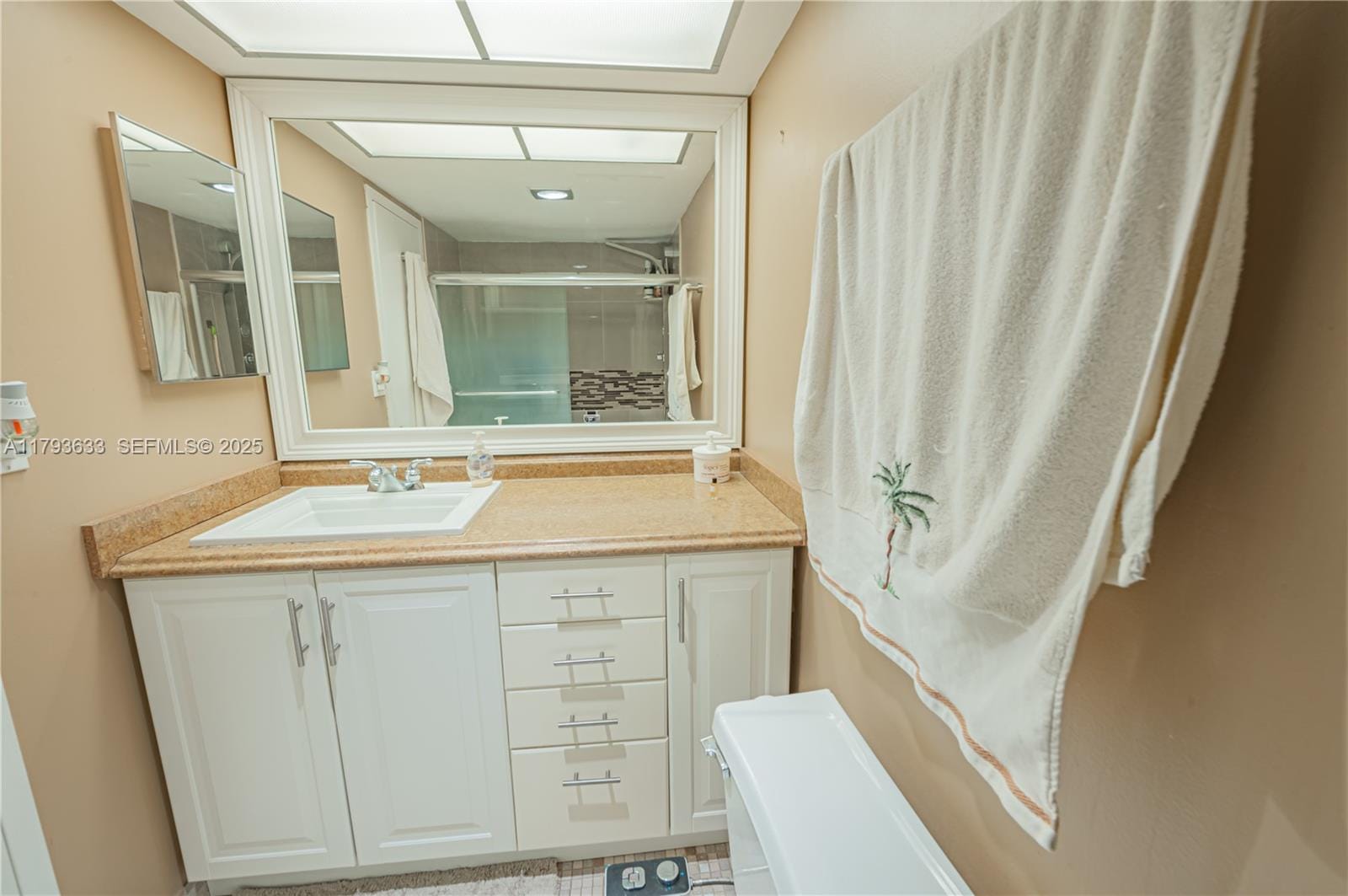 301 174th Street 401, Sunny Isles Beach, FL 33160 photo 28