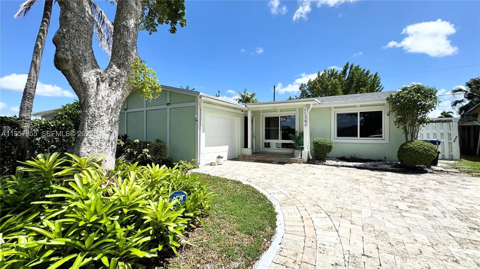 11360 NW 31st Street — photo 2