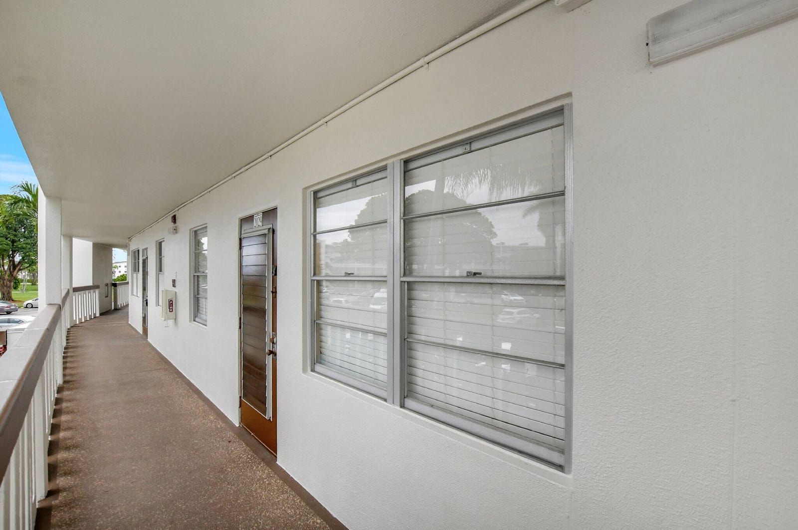 2029 Hythe B 2029, Boca Raton, FL 33434 photo 2