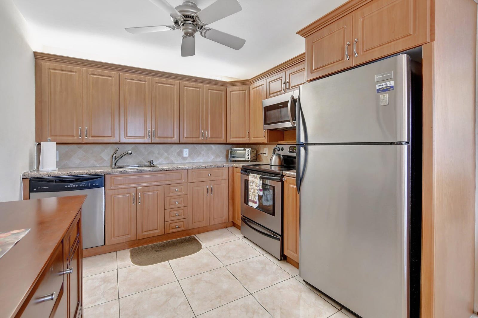 2029 Hythe B 2029, Boca Raton, FL 33434 photo 10