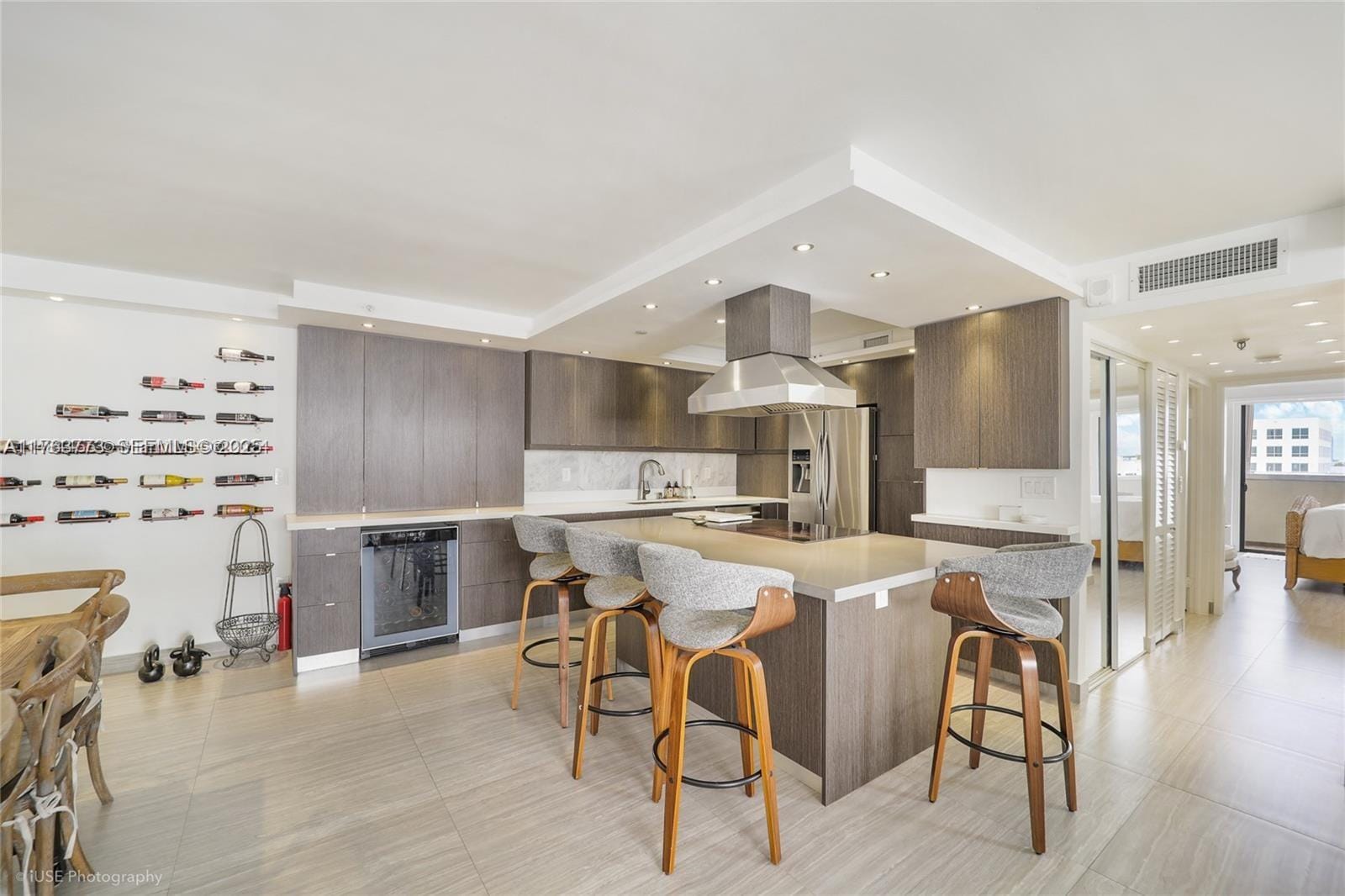 1621 Collins Avenue 801, Miami Beach, FL 33139 photo 2