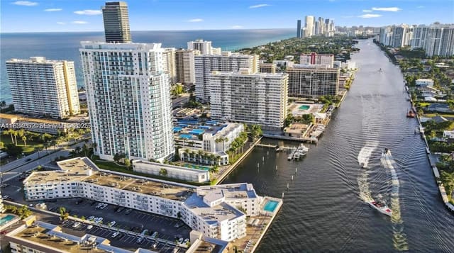 1913 S Ocean Drive 302, sold in Chelsea Bayview, Hallandale Beach, FL