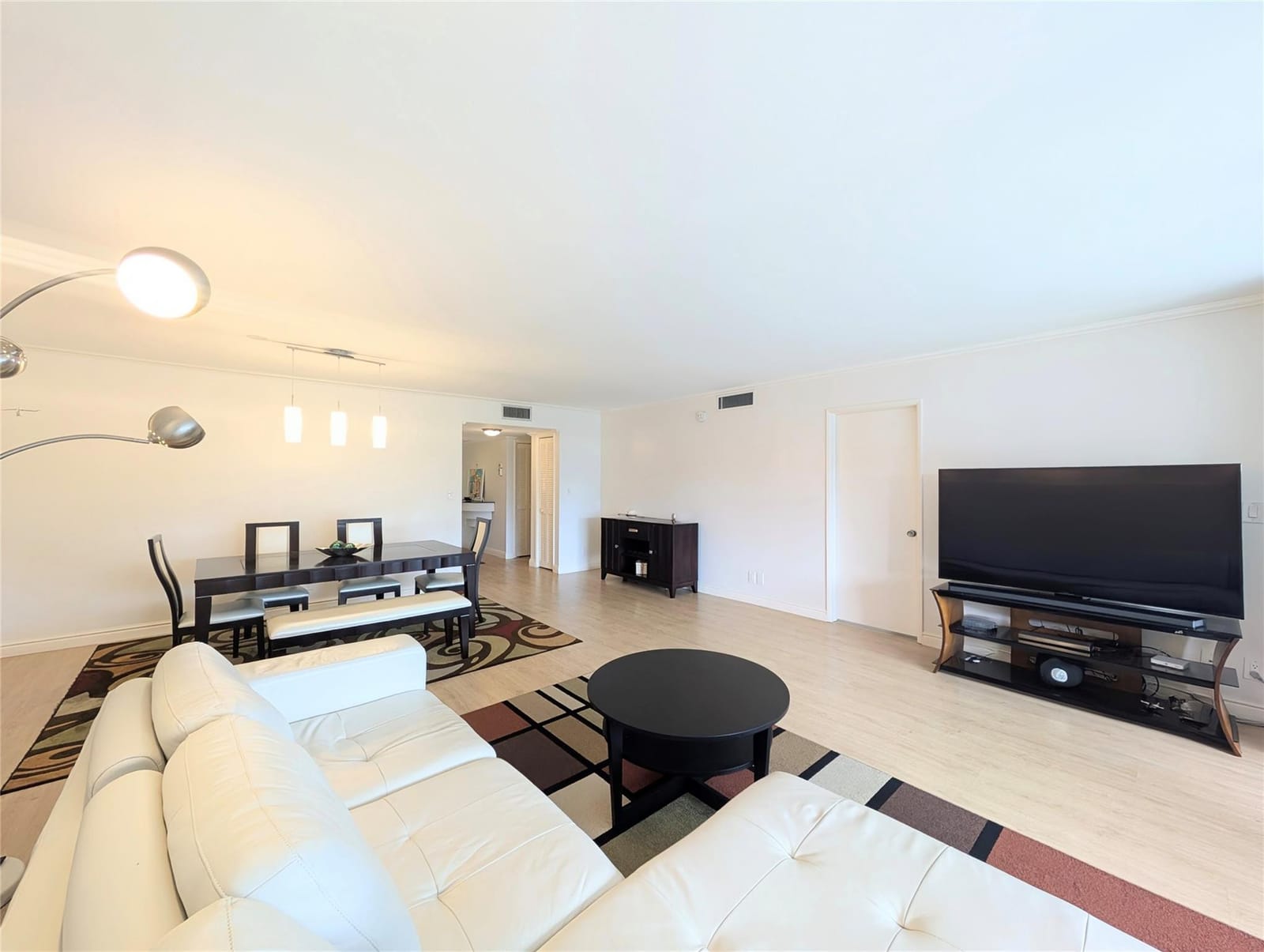 545 Oaks Lane 406 — photo 11