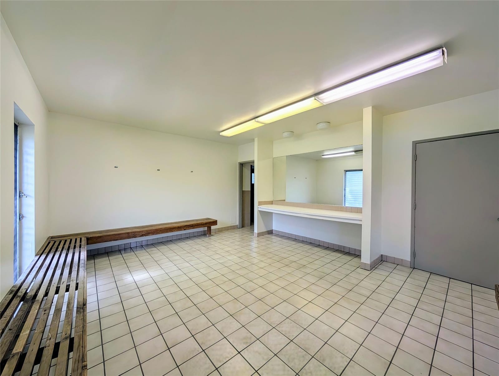 545 Oaks Lane 406, Pompano Beach, FL 33069 photo 19