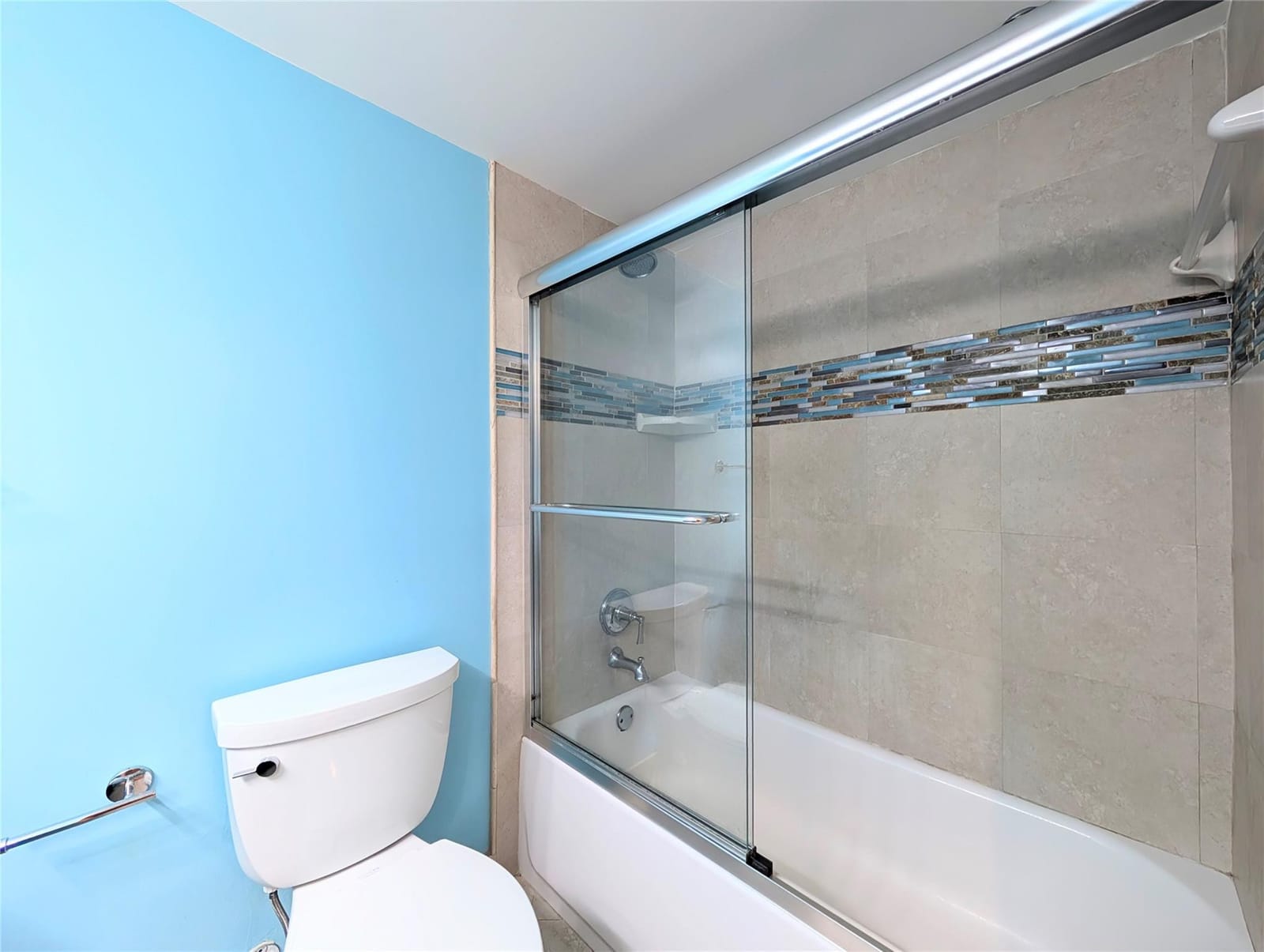 545 Oaks Lane 406 — photo 10