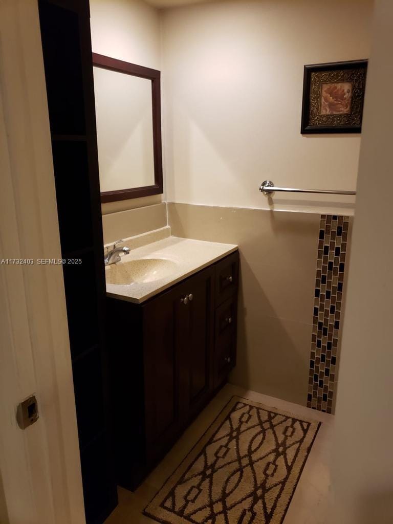 7590 SW 82nd Street F121, Miami, FL 33143 photo 7
