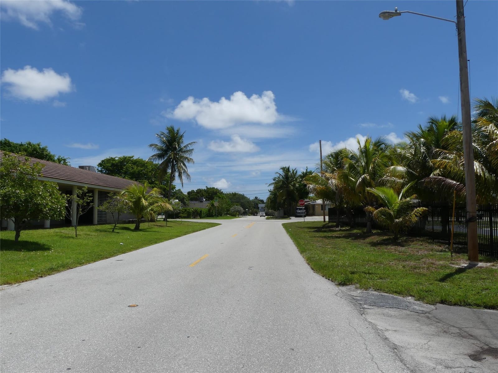 925 SE 1st Street, Pompano Beach, FL 33060