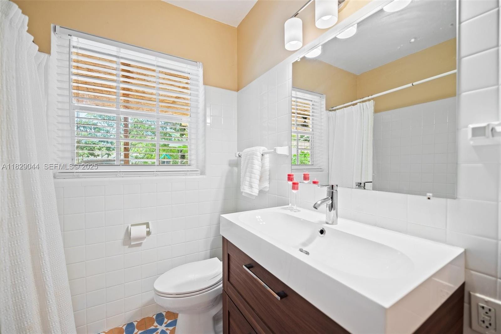 8325 NE 3rd Avenue, Miami, FL 33138 photo 21