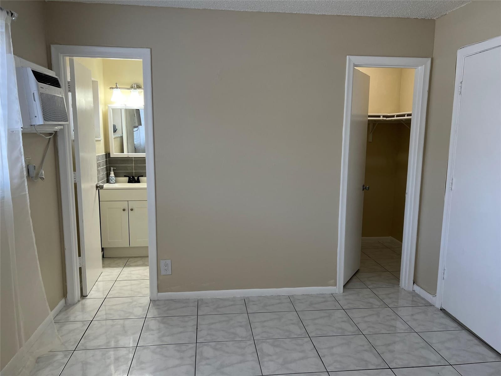 5168 NE 6th Avenue 426, Fort Lauderdale, FL 33334 photo 13